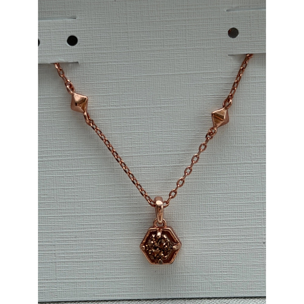 Kendra Scott pendant necklace - Picture 2 of 3